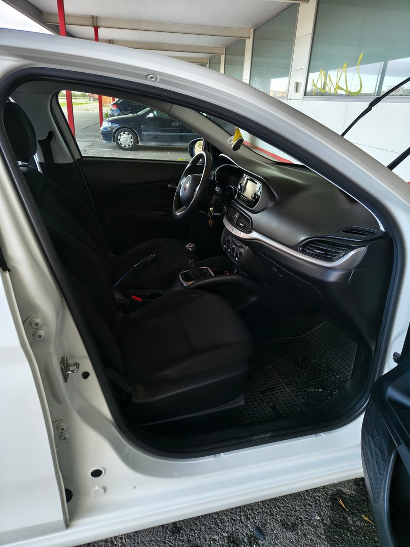 FIAT Tipo 2019 en muy buen estado - foto 1