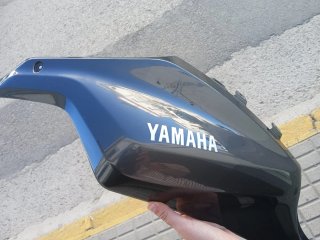 Carenado Yamaha Negro/Gris