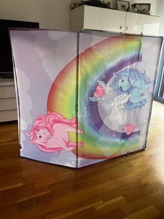 Casita infantil unicornios y arcoíris