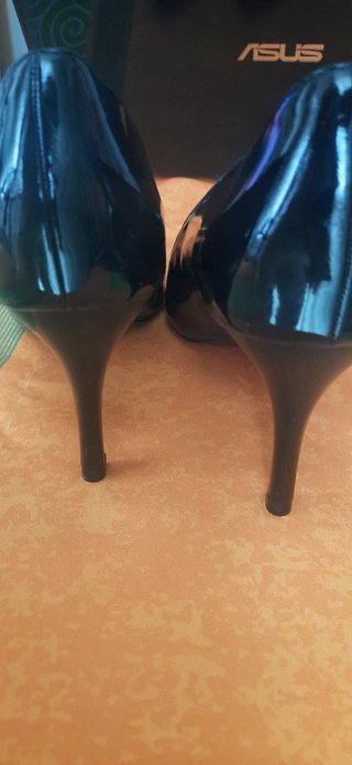 Zapatos charol negros tacón talla 40