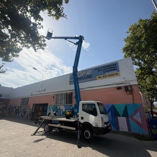 Camión Cesta Elevadora 20m