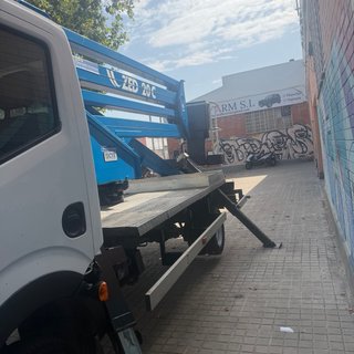Camión Cesta Elevadora 20m