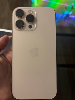 iPhone 16 Pro Max OJO TIENE LA PANTALLA ROTA