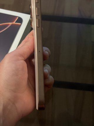 iPhone 16 Pro Max OJO TIENE LA PANTALLA ROTA