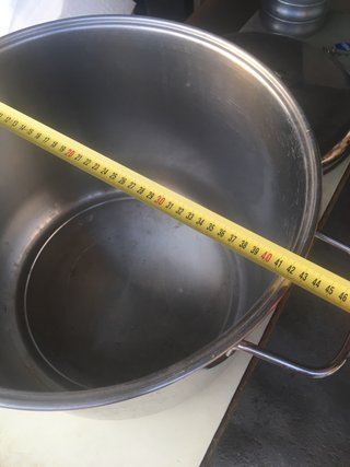 Pentola in metallo 42x30