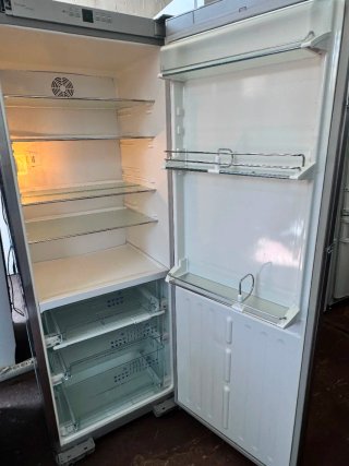 NEVERA VERTICAL SOLO NEVERA LIEBHERR EN INOX