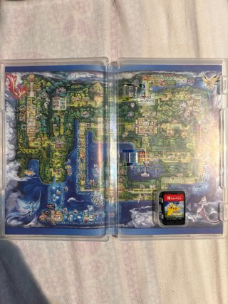 Pokemon Let's Go Pikachu! Nintendo Switch