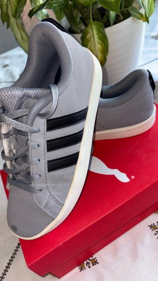 Zapatillas Adidas Grises