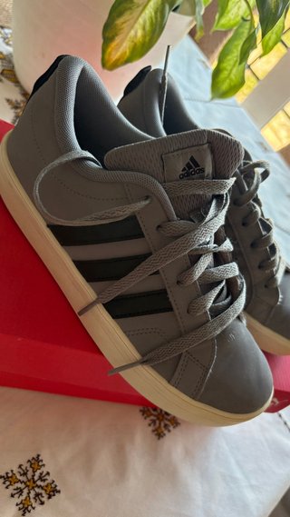 Zapatillas Adidas Grises
