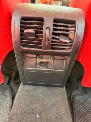 Volkswagen Passat 2010