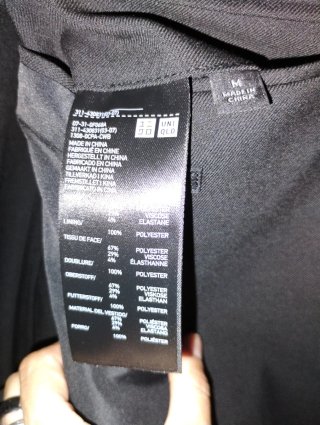 Americana Uniqlo Negra