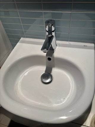 Mueble de baño con lavabo