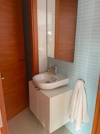Mueble de baño con lavabo