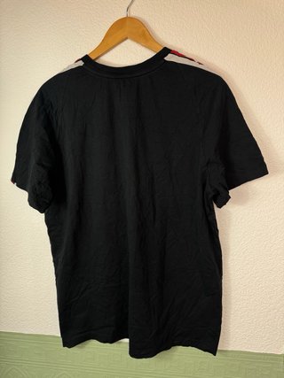Lote 5 Camisetas XL y XXL (Nike, Superdry, TNF, CK