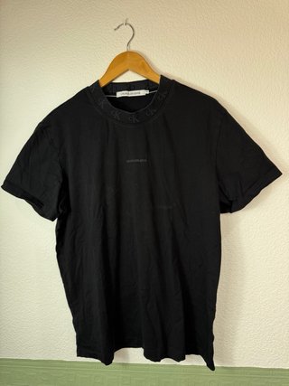 Lote 5 Camisetas XL y XXL (Nike, Superdry, TNF, CK