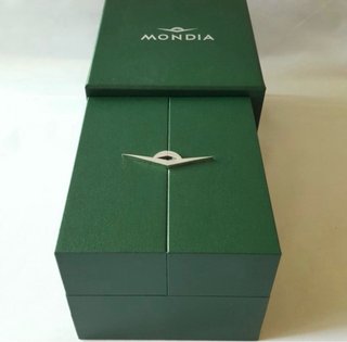 Reloj Mondia Azul y Plateado