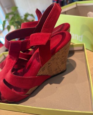 Sandalias rojas cuña tacón talla 39