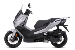 VOGE SR1 125 Maxi Scooter