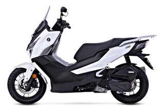 VOGE SR1 125 Maxi Scooter