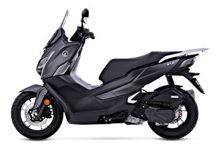 VOGE SR1 125 Maxi Scooter