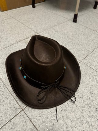 Cappello da cowboy marrone con fibbia