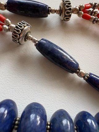 Collana Etnica in Lapislazzuli e Corallo Vintage