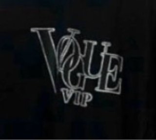 Tallas M / L / XL. Camiseta VOGUE VIP