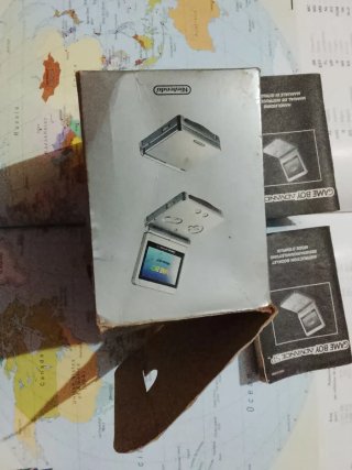Caja Game Boy Advance SP - Plata