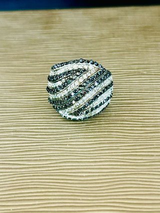 Sortija Plata con Circonitas Negras y Blancas
