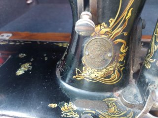 Máquina de coser vintage Gebruder Kayser