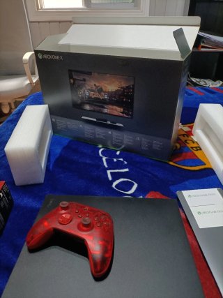 Xbox One X 1TB Negra