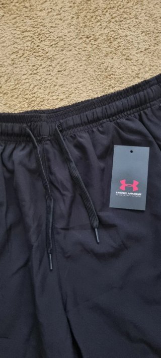 Pantalón Corto Deportivo Under Armour Talla L