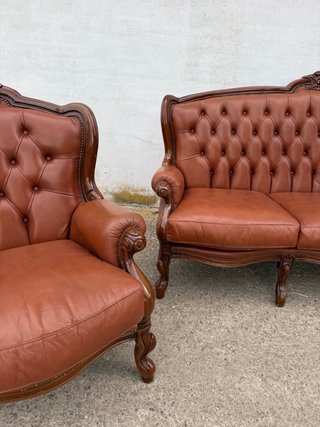 Set divani e poltrone in pelle marrone