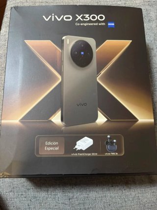 Telefono Vivo X300 + Auricolari e Caricatore