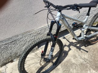 Canyon Torque AL 6 2023 29 DH downhill enduro