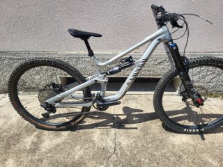 Canyon Torque AL 6 2023 29 DH downhill enduro