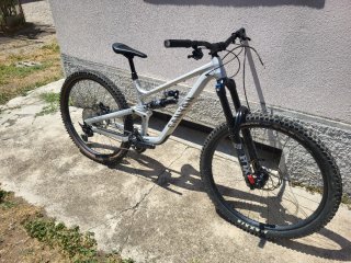 Canyon Torque AL 6 2023 29 DH downhill enduro