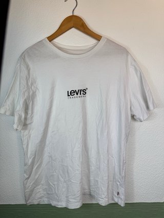 Lote 5 Camisetas Talla XL: Boss, Levi's, Adidas