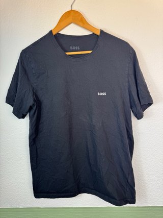 Lote 5 Camisetas Talla XL: Boss, Levi's, Adidas