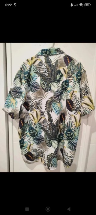 Camisa Hawaiana Estampada Hojas