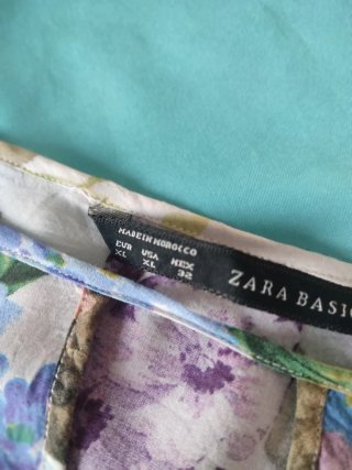 Blusa floral Zara Talla XL
