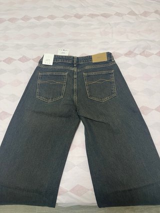 Pantalón vaquero ancho