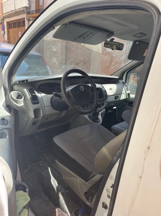 Nissan Primastar 2006