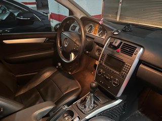 Mercedes-Benz Clase B 180