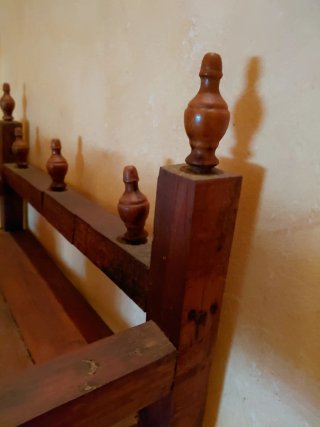 Banco rústico madera maciza botellero