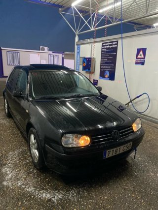 Volkswagen Golf 2004