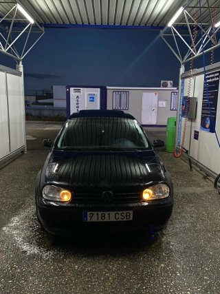 Volkswagen Golf 2004