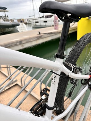 Bicicleta Rockrider 27,5 Talla S Blanca