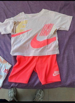 Conjunto Nike niña 2 piezas