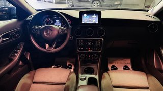 Mercedes-Benz GLA 220D 4 MATIC
